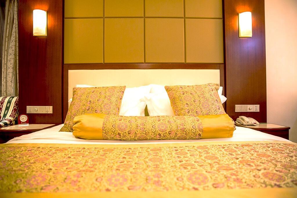 Citic Ningbo International Hotel Exteriör bild